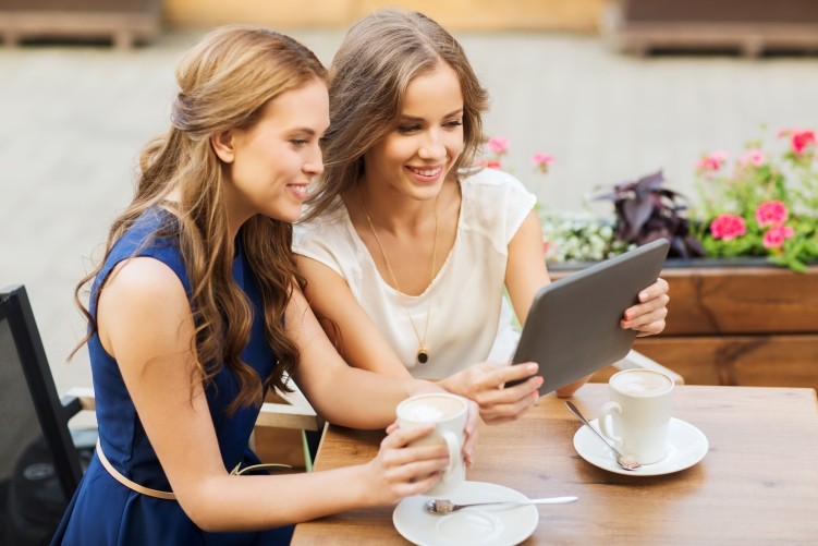 eCommerce Mobile Apps helps to maximize the Consumer Experience